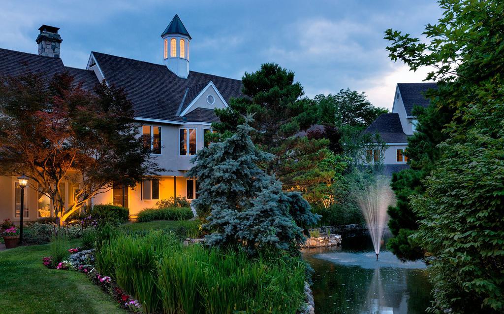 Orchards Hotel Уильямстаун Экстерьер фото
